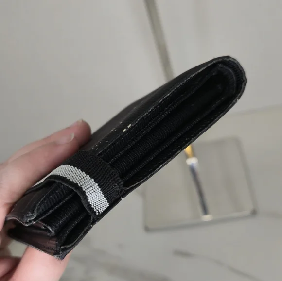 Chanel Black Nylon Bifold Wallet Unisex Vintage Old Travel Line